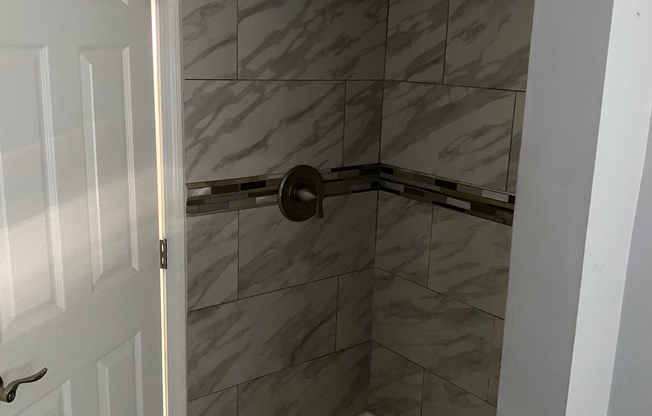 438 Main st 2nd floor