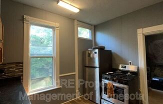 516 5 AVE SE