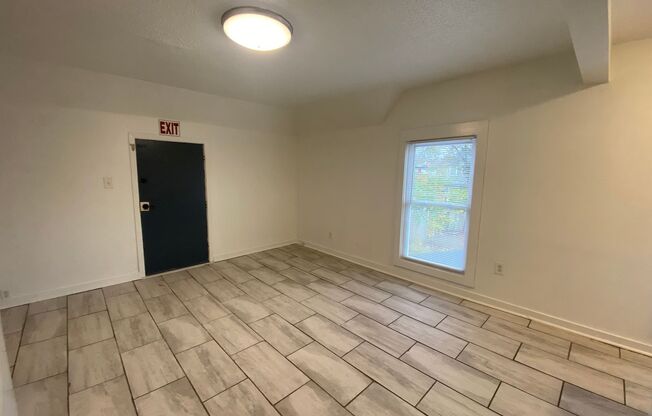 1 bed, 1 bath, 750 sqft, $750, Unit Unit 3