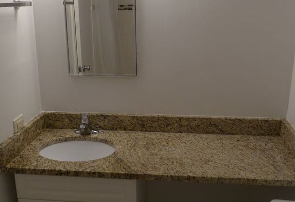 2 beds, 2 baths, 1,100 sqft, $2,850, Unit 408