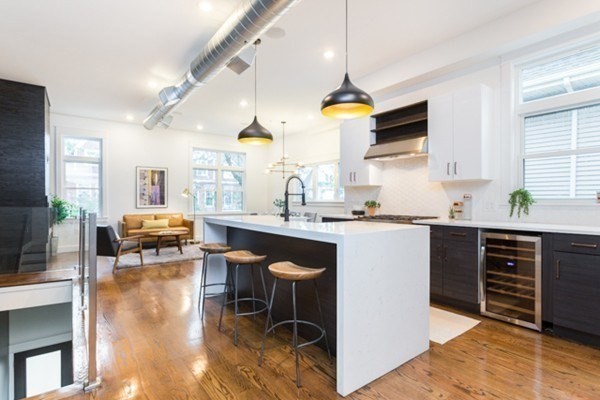 18 HIGHLAND AVE
