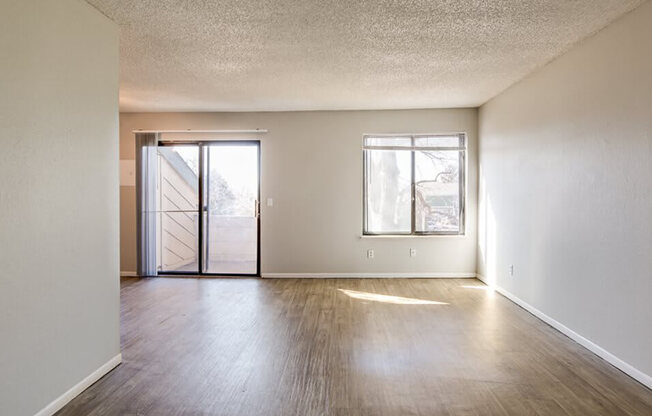 apartment living room in Aurora, CO