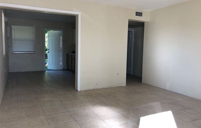 2 beds, 1 bath, $1,827