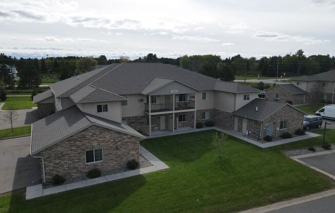 3 beds, 2 baths, 1,547 sqft, $1,699, Unit RT 7007-12