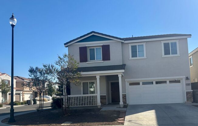 Sprawling 4/3 Newer Build Roseville Beauty!  See ad for viewings!
