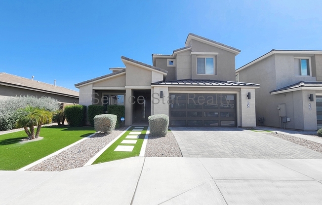 3407 E LOUISE DR