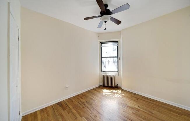 21 67 33 ST