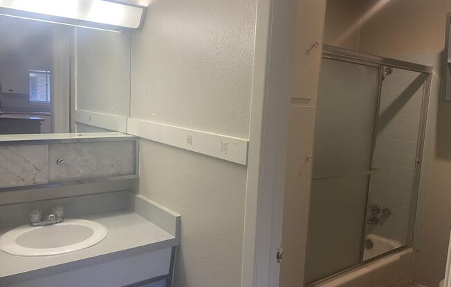 Studio, 1 bath, 546 sqft, $649, Unit C:15