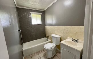 2 beds, 1 bath, $525