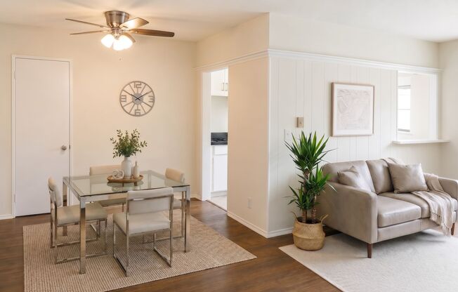 1942 Rodney Drive Los Angeles, CA 90027
