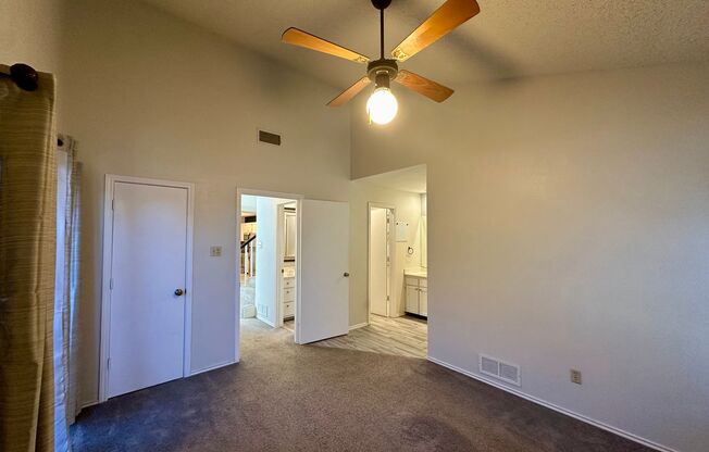 2 beds, 2 baths, $1,350