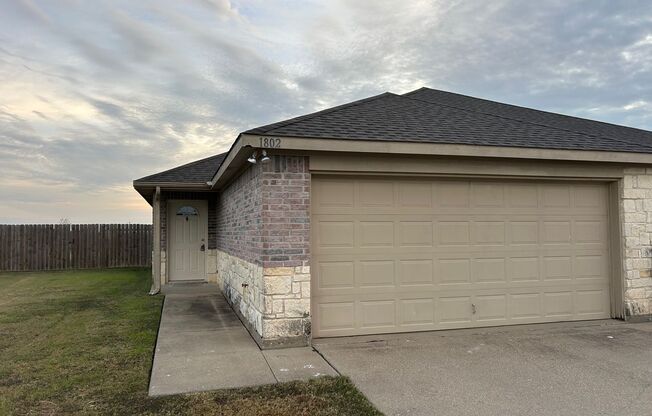 1800-1802 Prosperity Trail