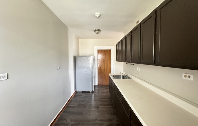 6708 CLAREMONT