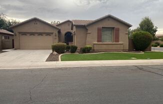 2844 E Honeysuckle Pl