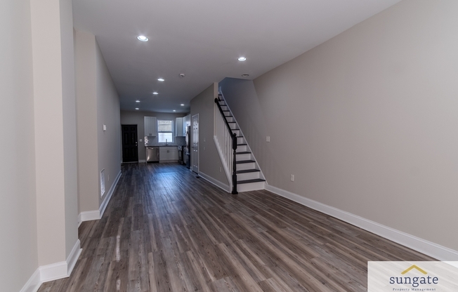 2340 W FAYETTE ST