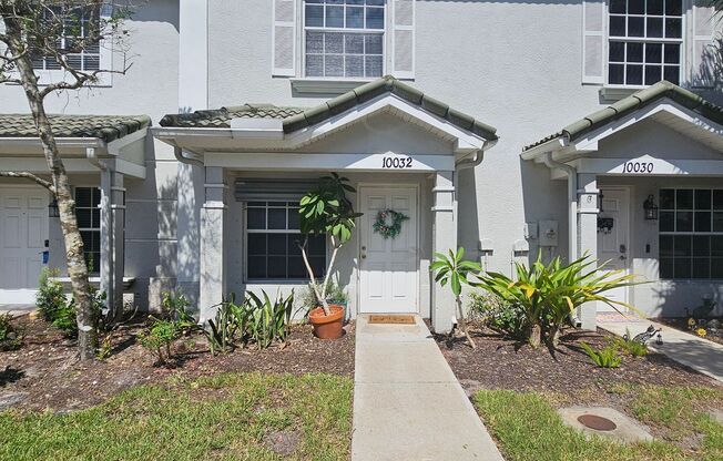 2 Bedroom Condo -Cypress Landing
