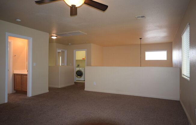 3 beds, 2.5 baths, $2,010