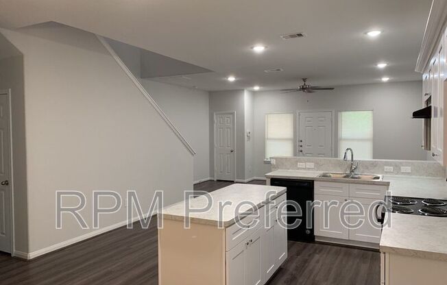8229 MADERA RD
