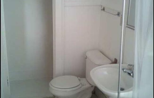 Studio, 1 bath, 211 sqft, $750, Unit 309