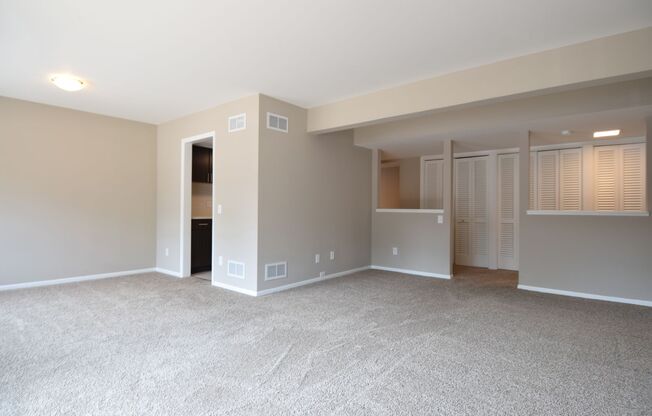 1 bed, 1 bath, 735 sqft, $1,699, Unit 3201-1