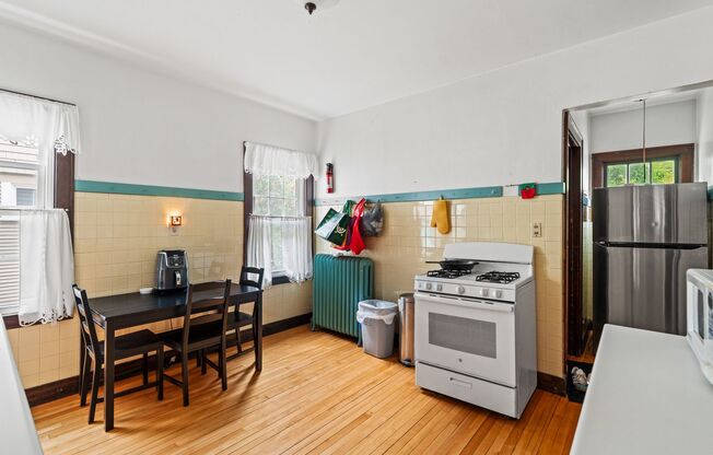 Murray Lower Flat