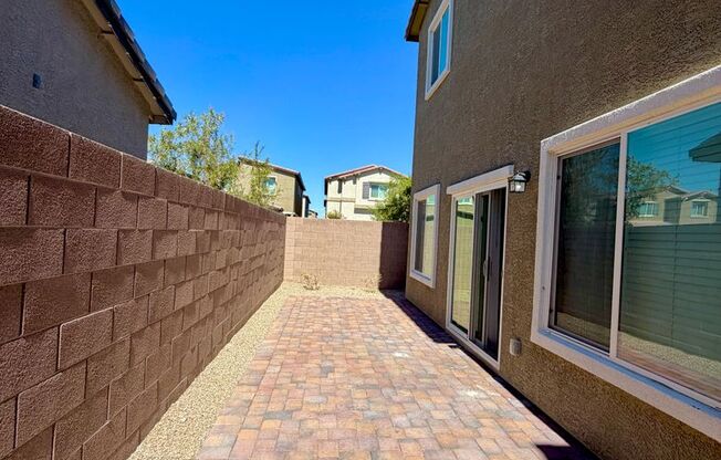 4 beds, 1.5 baths, $2,700