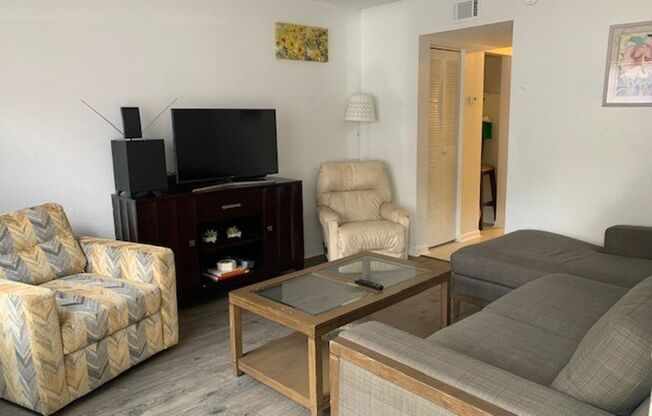 28 SW Bella Vista Village