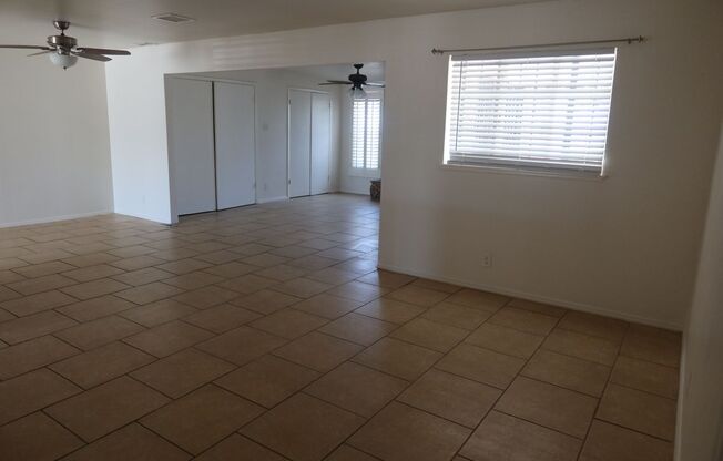 3 beds, 2 baths, $1,450