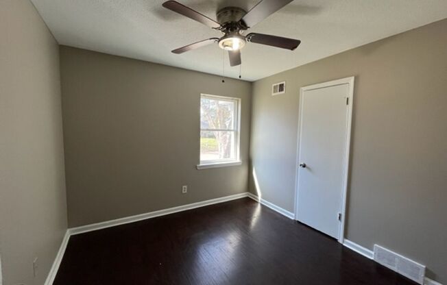 4 beds, 1 bath, $1,299