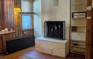 127 BAY STATE RD