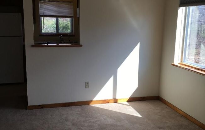 Hampstead Village Green D-H