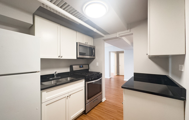 5748 WINTHROP
