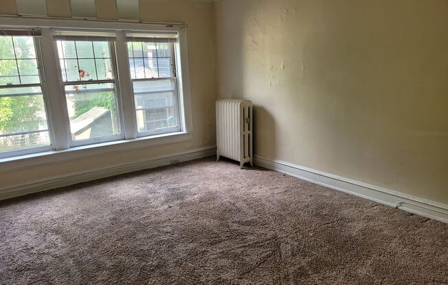 Studio, 1 bath, $825, Unit 212