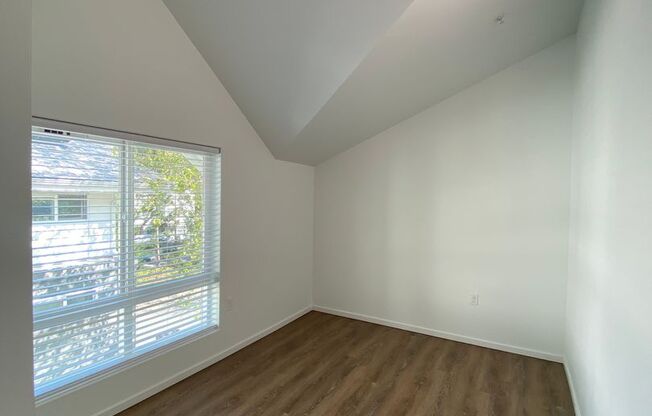 2 beds, 2 baths, 900 sqft, $2,895, Unit 2500-A