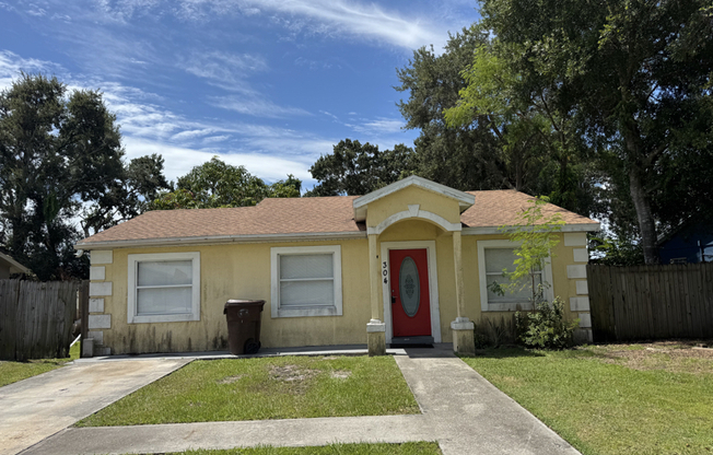 304 TARPON ST