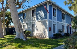 2 beds, 1 bath, $2,800, Unit B101