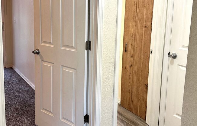 Forest Hills Apartments