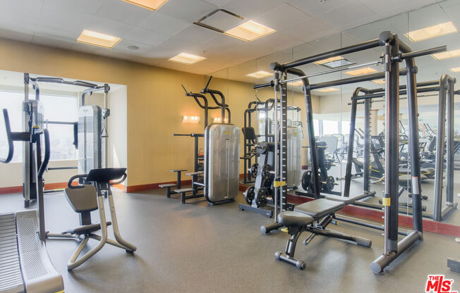 1 bed, 2 baths, 1,120 sqft, $6,000, Unit 36F