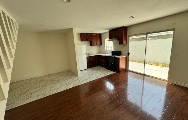 293 N HL AVE