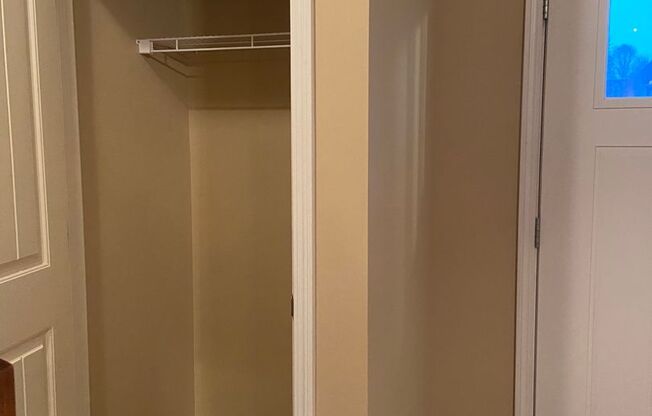 2 beds, 2.5 baths, 1,115 sqft, $1,055, Unit 030