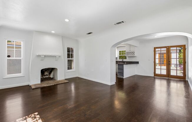 Bright & Beautiful Altadena Home with Private Yard & Bonus Unit