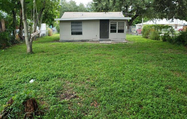 3 beds, 1 bath, $1,900