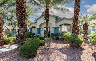 First floor in a gated community 1 bedroom 1 bathroom condo