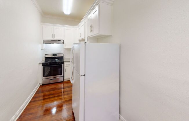 Studio, 1 bath, 400 sqft, $1,595, Unit 520-202