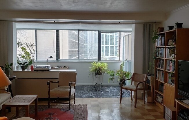 1 bed, 1 bath, 802 sqft, $3,150, Unit 5H