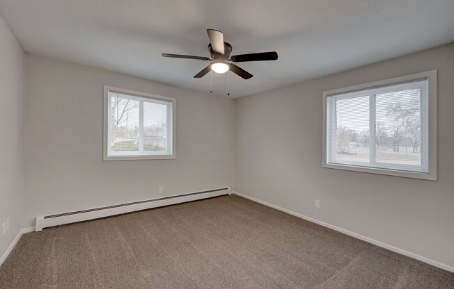 2 beds, 1 bath, 875 sqft, $1,445, Unit 241-307