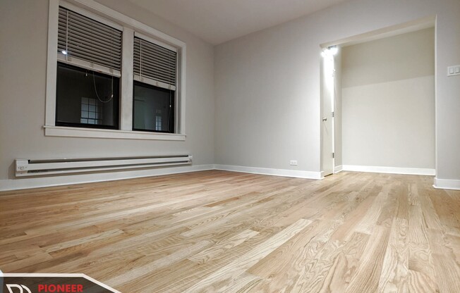 2420 N Kedzie 302