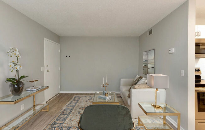 1104 18th Ave S