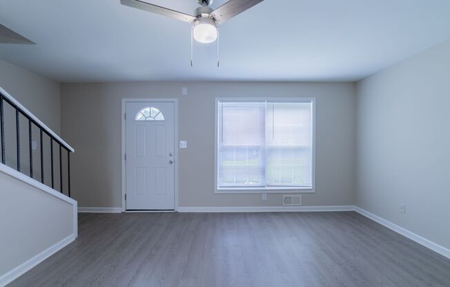3 beds, 1.5 baths, 1,500 sqft, $1,650, Unit 634FPL
