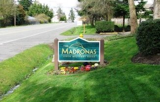 Madronas Apartments